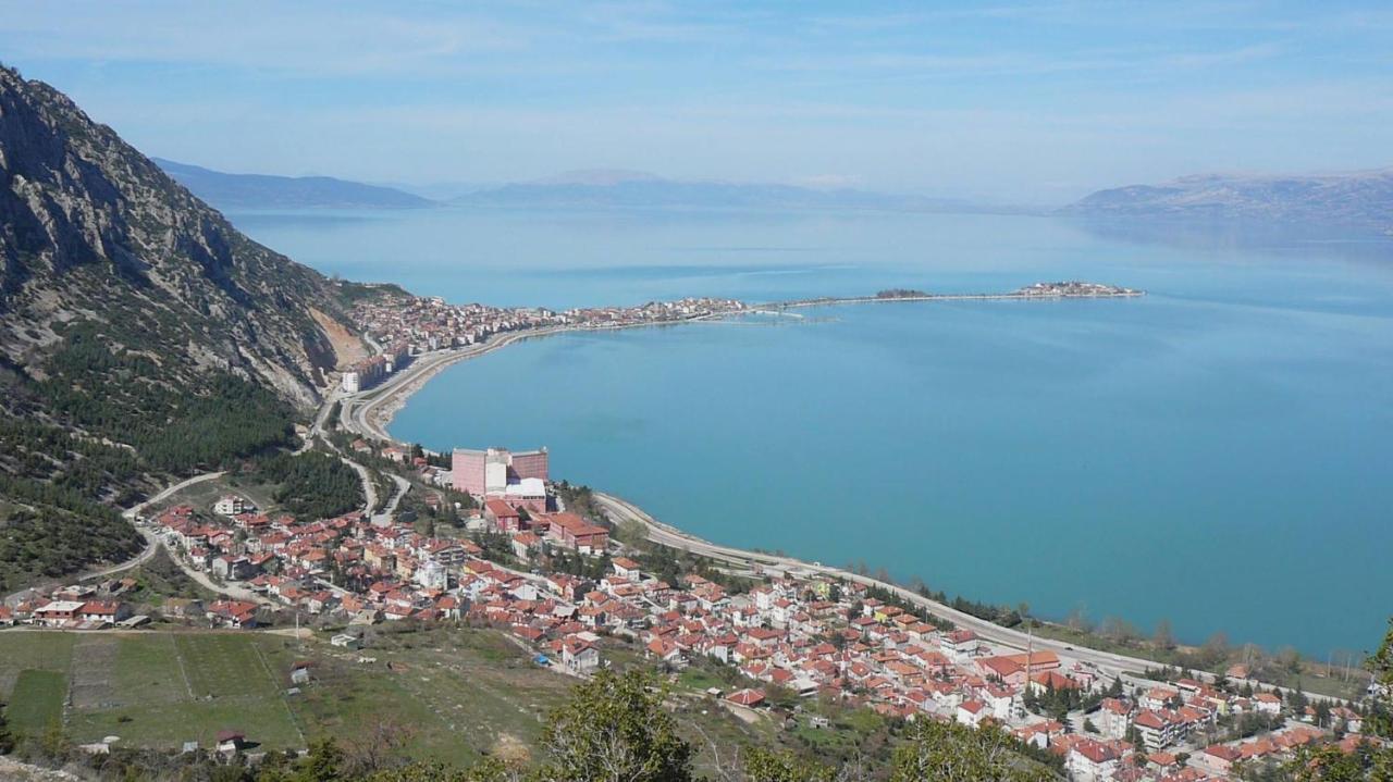 Ali'S Pension Эгридир Экстерьер фото